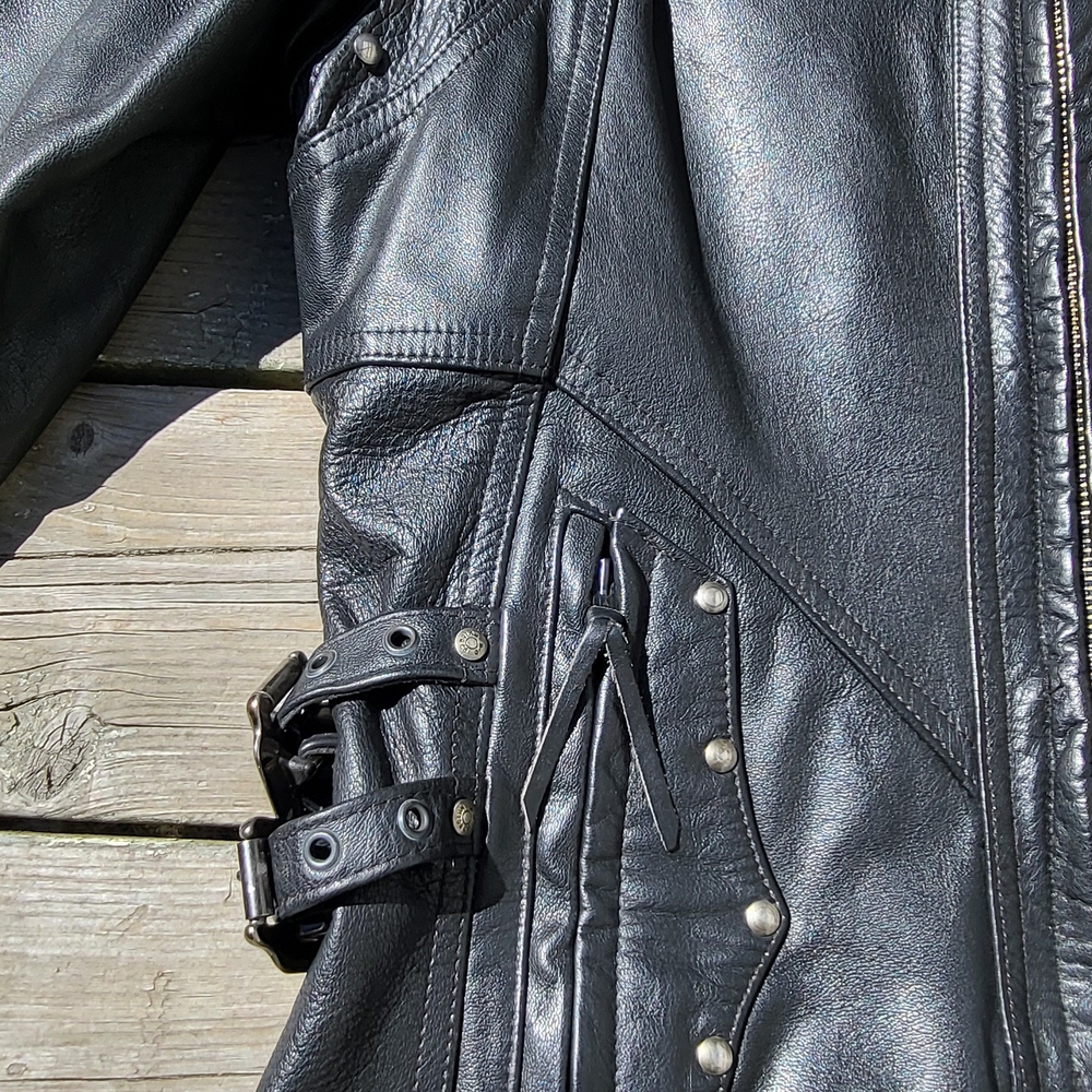 Women's Black Leather Jacket - Picture 6 of 16
